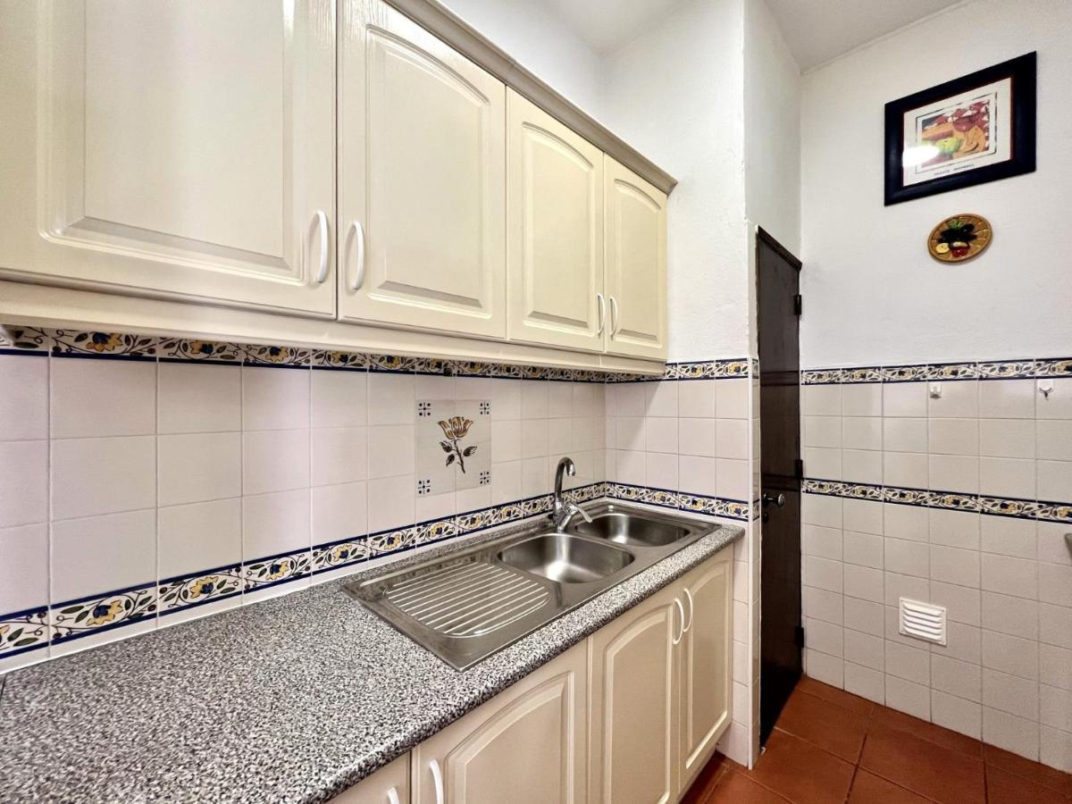 Armacao De Pera Twins 3 With Pool By Homing Appartement Buitenkant foto